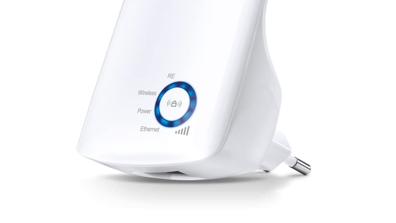 Slow Wi-Fi at Home? 10 Reasons Your Range Extender Isnt Working