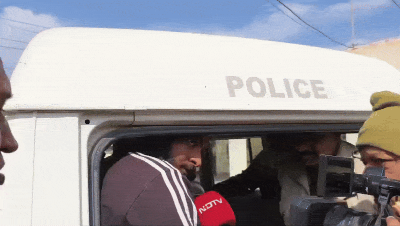 प्रेम&zwj;िका के पत&zwj;ि के हत्&zwj;यारोपी ने NDTV के कैमरे पर स्&zwj;वीकार क&zwj;िया गुनाह, बताया- उसी ने की हत्&zwj;या