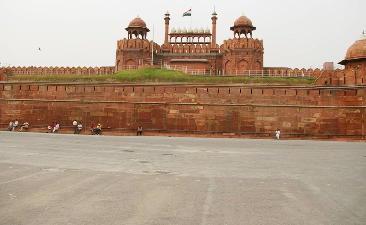 गुड न्‍यूज... दिल्ली का लाल किला अब पर्यटकों के लिए सोमवार को भी खुलेगा
