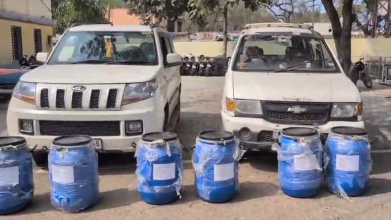 कोटा-मुंबई हाईवे पर 320 Kg संदिग्ध केमिकल जब्त, मध्य प्रदेश के मालवा में होना था सप्लाई