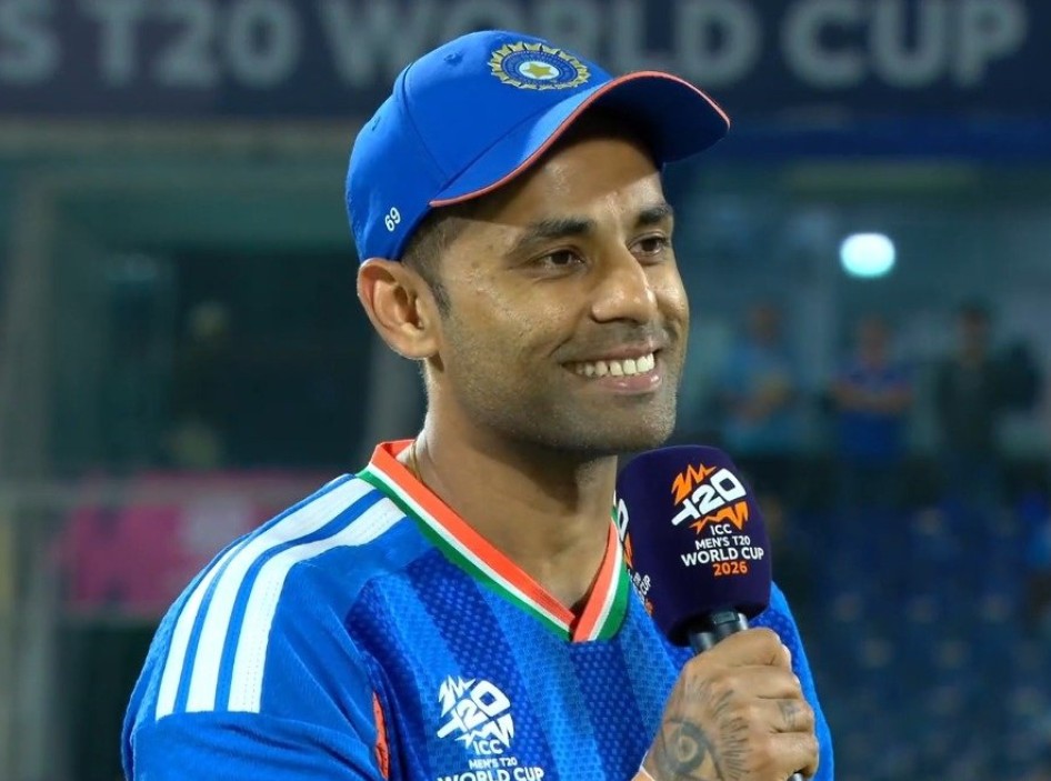 'फिट होने में समय लगेगा...', पाकिस्तान के खिलाफ मैच नहीं खेलेंगे अभिषेक शर्मा? सूर्या के बयान से मची खलबली