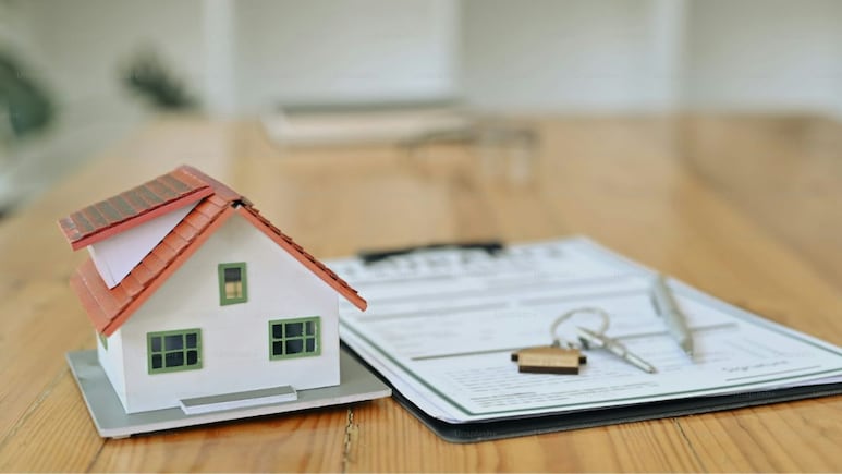 2BHK के दाम में मिल जाएगा 3BHK का घर, जानें बैंक ऑक्शन में घर कैसे खरीदें