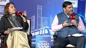 Budget 2026: Congress vs BJP Face Off Over Fiscal Numbers