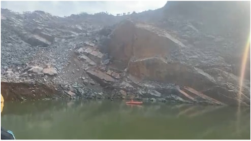 Rajasthan: अलवर में पहाड़ दरकने से बड़ा हादसा, 50 हजार टन मलबे के नीचे दबा ऑपरेटर! 12 घंटे बाद शुरू हुआ रेस्क्यू ऑपरेशन