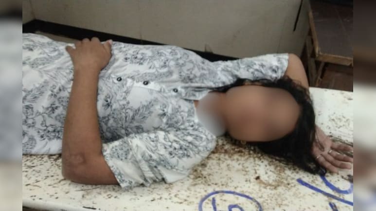 युवती ने आत्महत्या के लिए लगाया फांसी का फंदा! सूचना पर तुरंत पहुंची पुलिस, बच गई जान