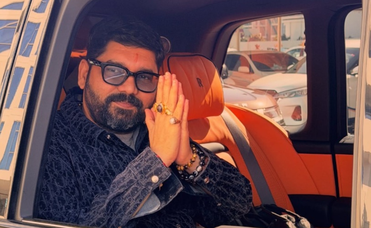 राजपाल यादव को 111 लाख दे रहे राव इंद्रजीत सिंह कौन हैं , इस पर क्यों उठ रहे हैं सवाल