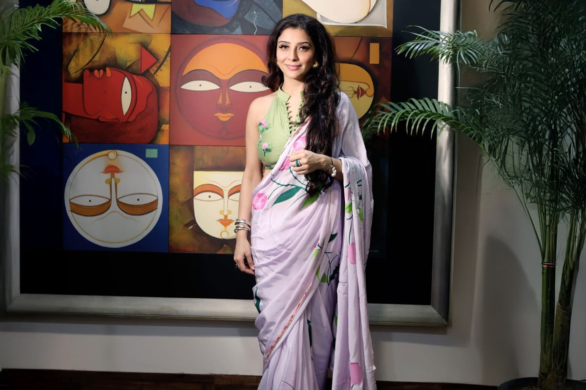 Jai Madaan's Prosperity Ritual Using a Currency Note Is Going Viral