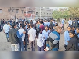 RBSE Board Exam 2026: अंग्रेजी के पेपर से बोर्ड परीक्षा शुरू, स्टूडेंट्स के सामने खुला प्रश्नपत्र, नई गाइडलाइन से नकल पर नकेल