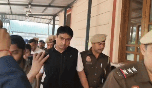 AI  समिट में बवाल मचाने वाले यूथ कांग्रेस अध्यक्ष उदय भानु कोर्ट में पेश, बचाव में दीं ये दलीलें