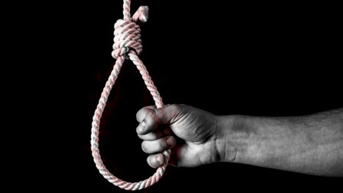 दिल दहला देने वाली घटना: डिप्रेशन ने उजाड़ दिया परिवार, युवक ने लटककर दी जान, मां‑बहन ने खाईं नींद को गोलियां