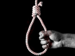 रांची में दिल दहला देने वाली घटना: डिप्रेशन ने उजाड़ दिया परिवार, युवक ने लटककर दे दी जान, मां‑बहन ने खा लीं नींद की गोलियां