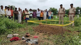 Balod News: तीन साल की मासूम की कब्र से खोपड़ी गायब, तंत्र-मंत्र से जुड़ी सामग्री मिलने से हड़कंप &nbsp;
