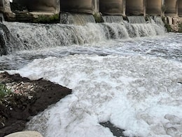 ये दिल्ली की यमुना नहीं, देहरादून की साफ नदी है.. 12 नदियों में घुल चुका है जहर