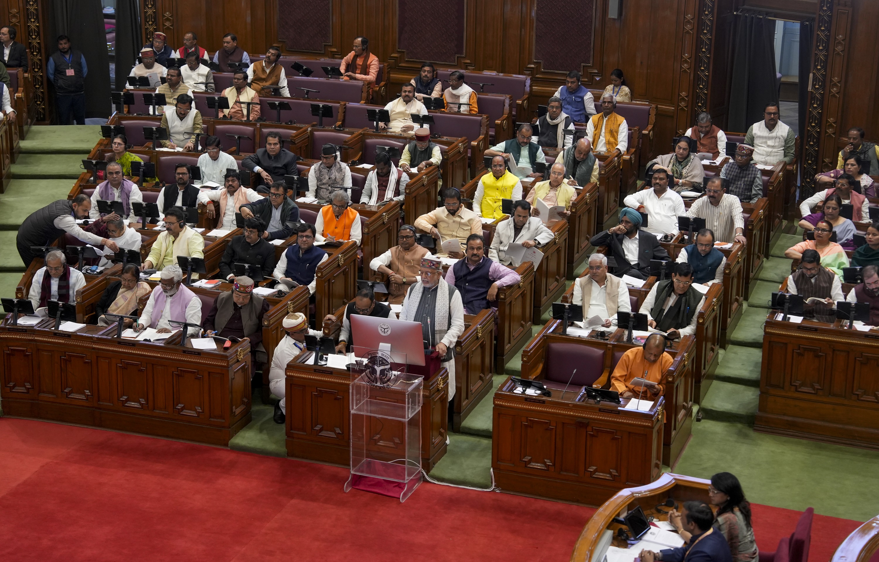 हमारे मंत्री पहलवान, कुश्&zwj;ती करा देंगे... UP विधानसभा में सुरेश खन्ना ने ऐसा क्यों कहा?