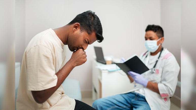 World Tuberculosis Day 2026: टीबी का इलाज कितना लंबा होता है? बीच में दवा छोड़ना कितना खतरनाक है?