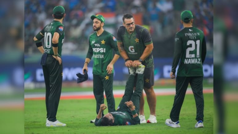 T20 WC 2026: भारत के खिलाफ पाकिस्तान ने किया वर्ल्ड कप मैच का बहिष्कार, इधर PCB ने ICC को नहीं दी कोई जानकारी