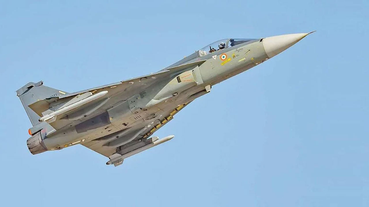 'Was Minor Tech Incident On Ground, Not Crash': HAL On LCA Tejas Reports