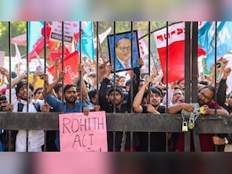 JNU Protest: छात्र प्रदर्शन के बीच आई JNU प्रशासन की चेतावनी, बताया कौन से छात्र होंगे यूनिवर्सिटी से बाहर