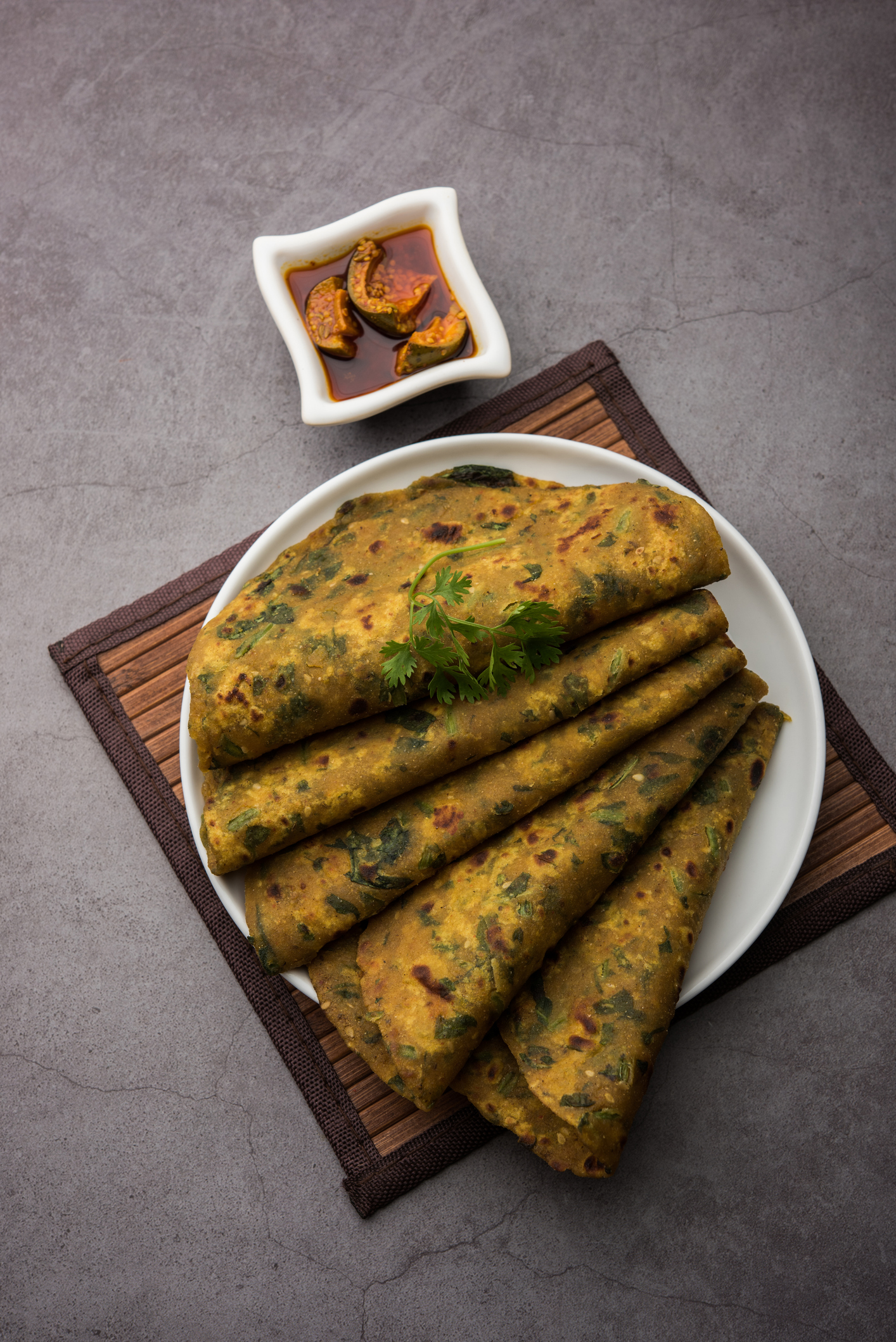 How to Make Aloo Methi Paratha