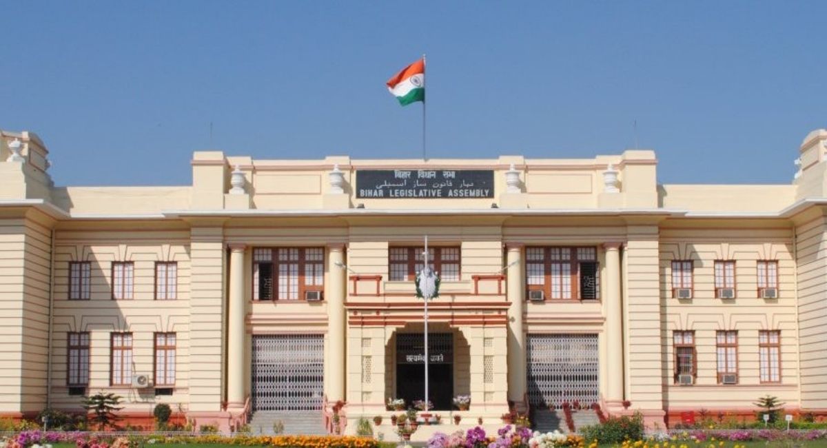 पटना हाईकोर्ट का एक नोटिस और बिहार की राजनीति में आ गया सियासी भूचाल, जानिए पूरा मामला