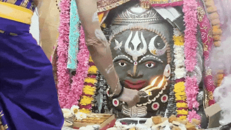 स्पीड पोस्ट से मिलेगा बाबा महाकाल का प्रसाद! डाक विभाग ने शुरू की विशेष सर्विस, यहां जानें सबकुछ