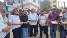 Raipur News: 5 लाख नकद लेकर ड्रग कंट्रोलर के दफ्तर पहुंचे NSUI कार्यकर्ता