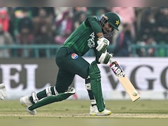 Pakistan vs USA LIVE Score: शल्कविक ने बरपाया कहर, पाकिस्तान ने एक ओवर में गंवाए दो विकेट