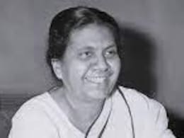 आजाद भारत में जब पहली बार फहराया गया तिरंगा, रेडियो पर गा रही थी 18 साल की ये सिंगर, प्रधानमंत्री जवाहर लाल नेहरू ने की थी गुजारिश