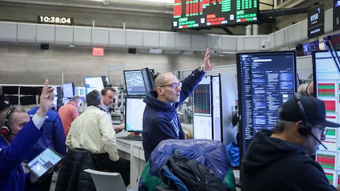 Wall Street Highlights: Dow Jones Jumps 631 Points, S&P 500 Rallies After Trump Says US,  Iran Held Talks