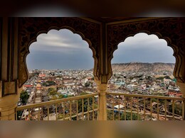 Rajasthan Weather: राजस्थान में फिर पलटा मौसम, चौमूं में बरसे बदरा, जयपुर में लुढ़का पारा; जानें आपके शहर का हाल