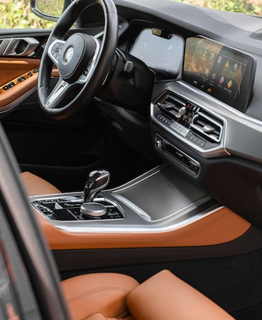 7 Things You Shouldn't Leave In Parked Cars