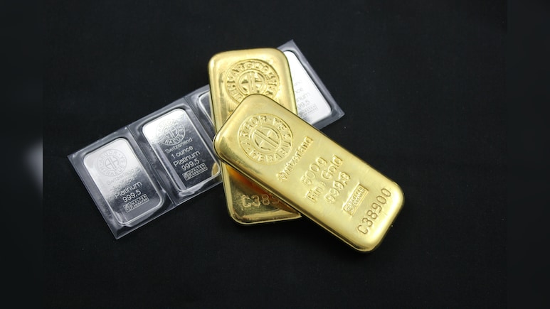 Gold And Silver ETFs Crash Up To 16% Amid Decline In Precious Metal Prices