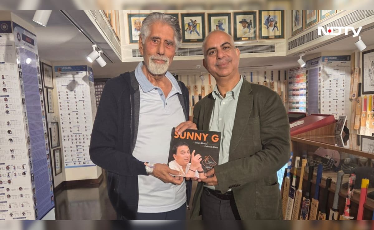 Opinion: Blog | Meet The Man Who Got Sunil Gavaskar's Cricket Bat In 1981, And Never Looked Back