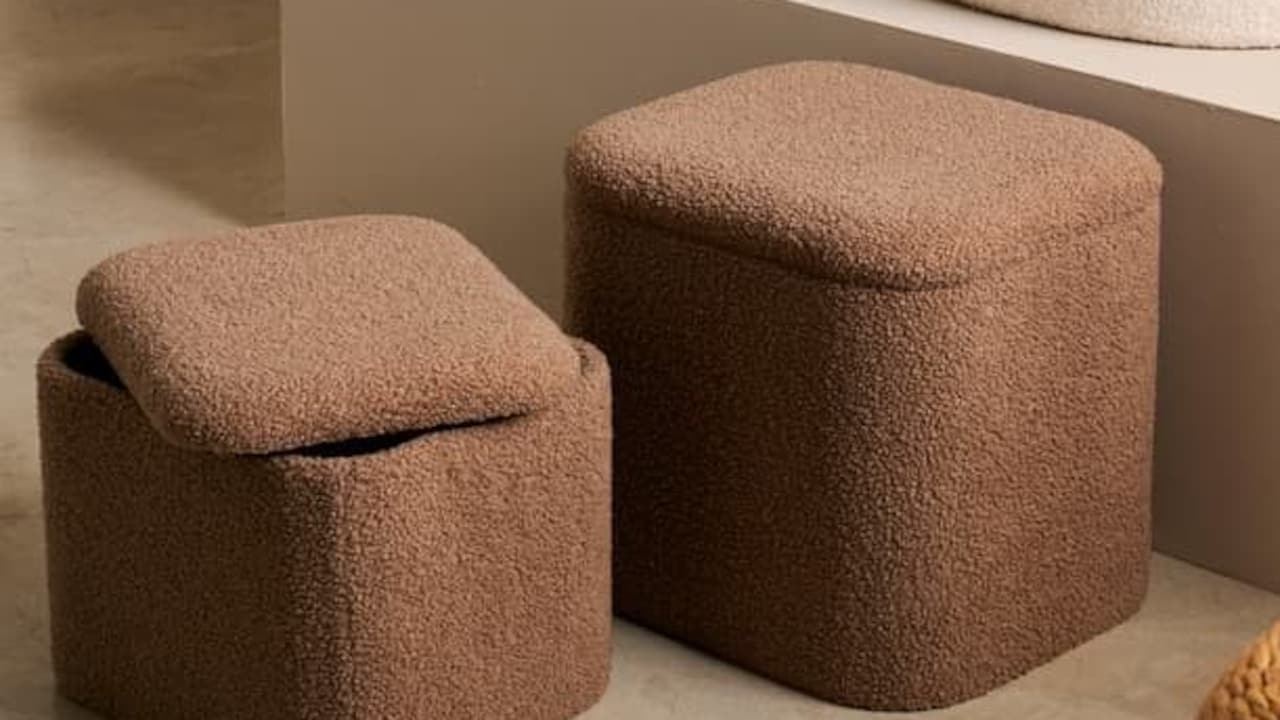 5 Best Storage Ottomans for Small Apartments: Storage and Seating 5 Best Storage Ottomans for Small Apartments: Storage and Seating