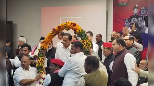 LIVE: बांग्लादेश में शपथ से पहले राजनीतिक हलचल तेज, तारिक रहमान विपक्ष से करेंगे मुलाकात