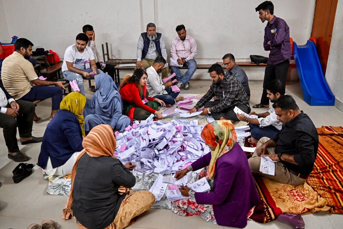 Bangladesh Election 2026 LIVE: Early Counting Shows BNP Ahead Of Jamaat In Elections