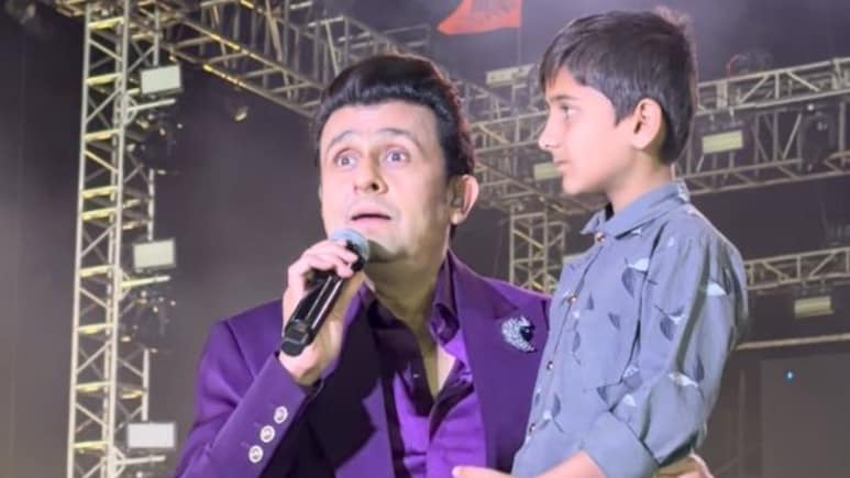 Watch: How Sonu Nigam Helped A Lost Child Find His Uncle Amid A 30,000-Strong Crowd In Hubballi