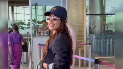 Watch: Paps Wish Rashmika Mandanna, "Shadi Mubarak Ho". Her Viral Reaction