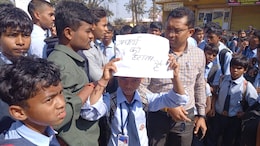 गरियाबंद में स्टूडेंट्स और शिक्षकों के आगे झुका प्रशासन, स्कूल की प्रिंसिपल को हटाया