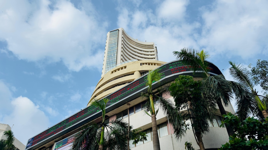 Stock Market Live Updates: Sensex Opens Over 100 Points Higher, Nifty Above 25,900; BSE, Pfizer Shares Rally After Q3 Results