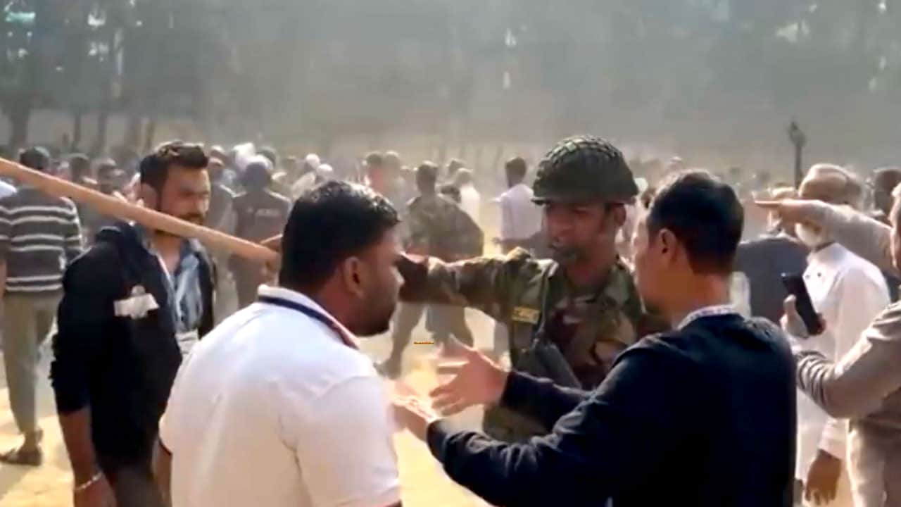 Bangladesh Elections: Clashes Reported Between Jamaat And BNP Supporters