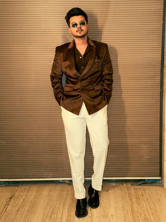 Riyaz Aly’s Classy Brown Blazer Look