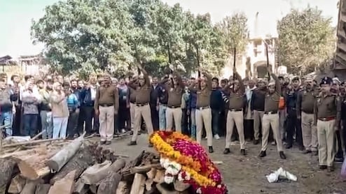 Surajkund Swing Collapse: Hero Cop Cremated With State Honours