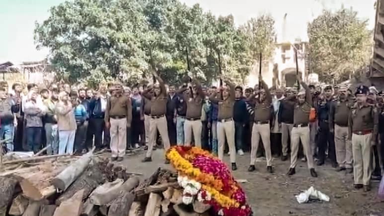 Surajkund Swing Collapse: Hero Cop Cremated With State Honours