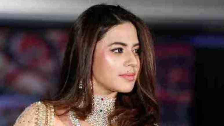 सोना तस्करी कांड: एक्ट्रेस रान्या राव के खिलाफ ED की चार्जशीट, 100 करोड़ के घोटाले का खुलासा