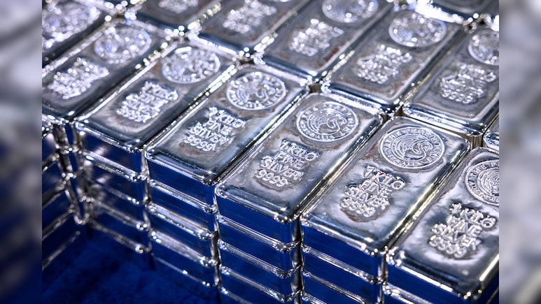 China's Big Silver Squeeze Persists Even As Prices Steady