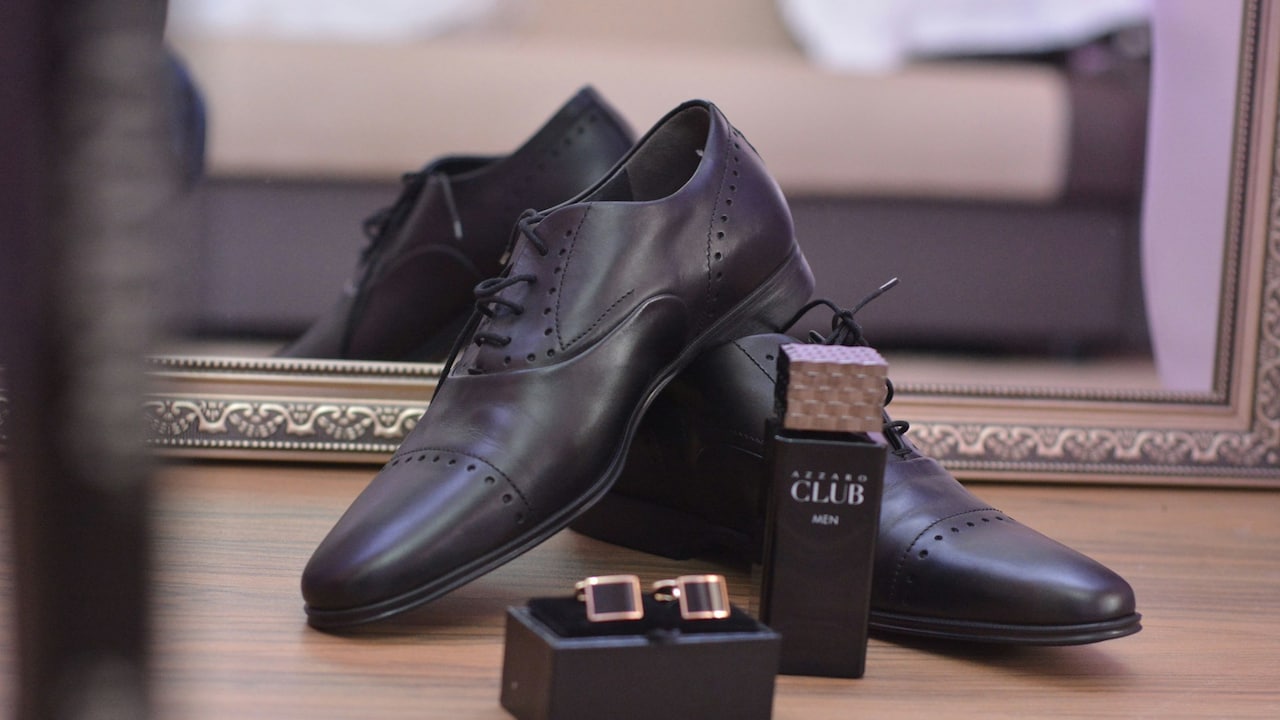 Always remember these fit and comfort related tips when shopping for office shoes Always remember these fit and comfort related tips when shopping for office shoes