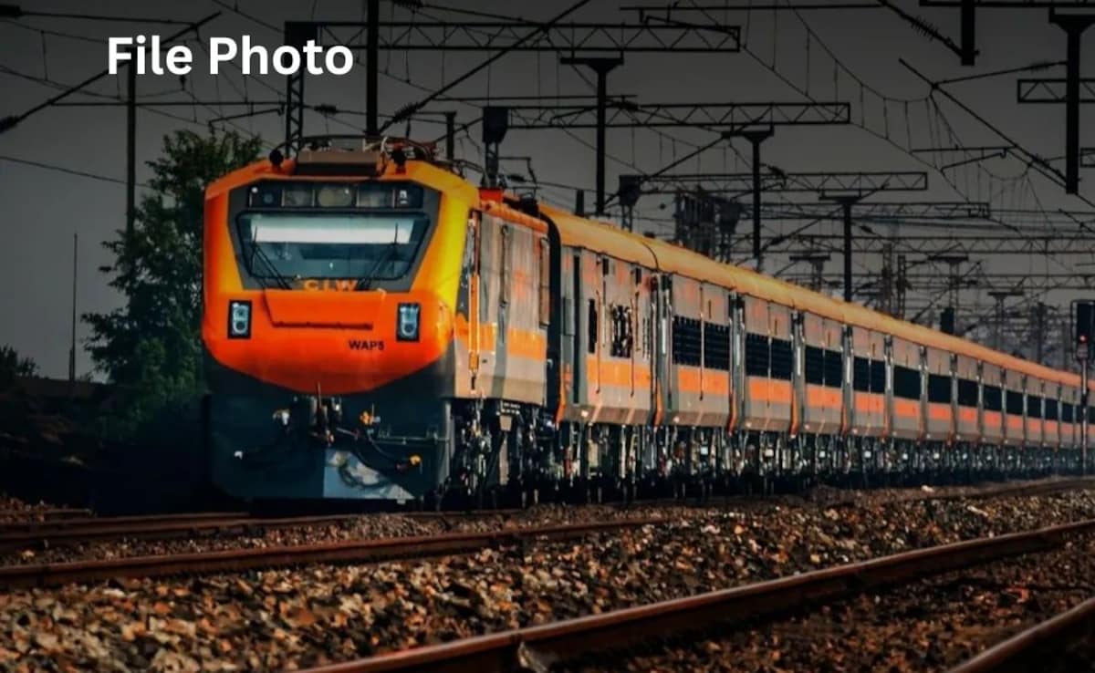 साउथ के इस स्टेशन से जुड़ेगा धनबाद, अमृत भारत ट्रेन को PM मोदी दिखाएंगे हरी झंडी, रूट-किराए से लेकर हर डिटेल