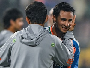 Dinesh Karthiks Crystal Clear Abhishek Sharma Message To Gautam Gambhir Ahead Of England Clash