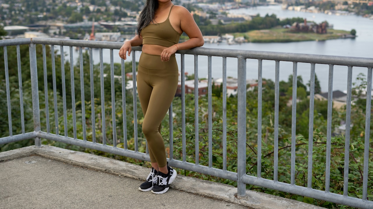 How To Choose Athleisure Leggings That Double As Casual Wear